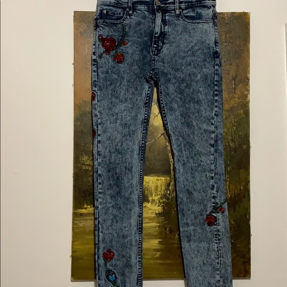 BDG Urban Outfitters Embroidered Jeans. - Picture 1 of 8